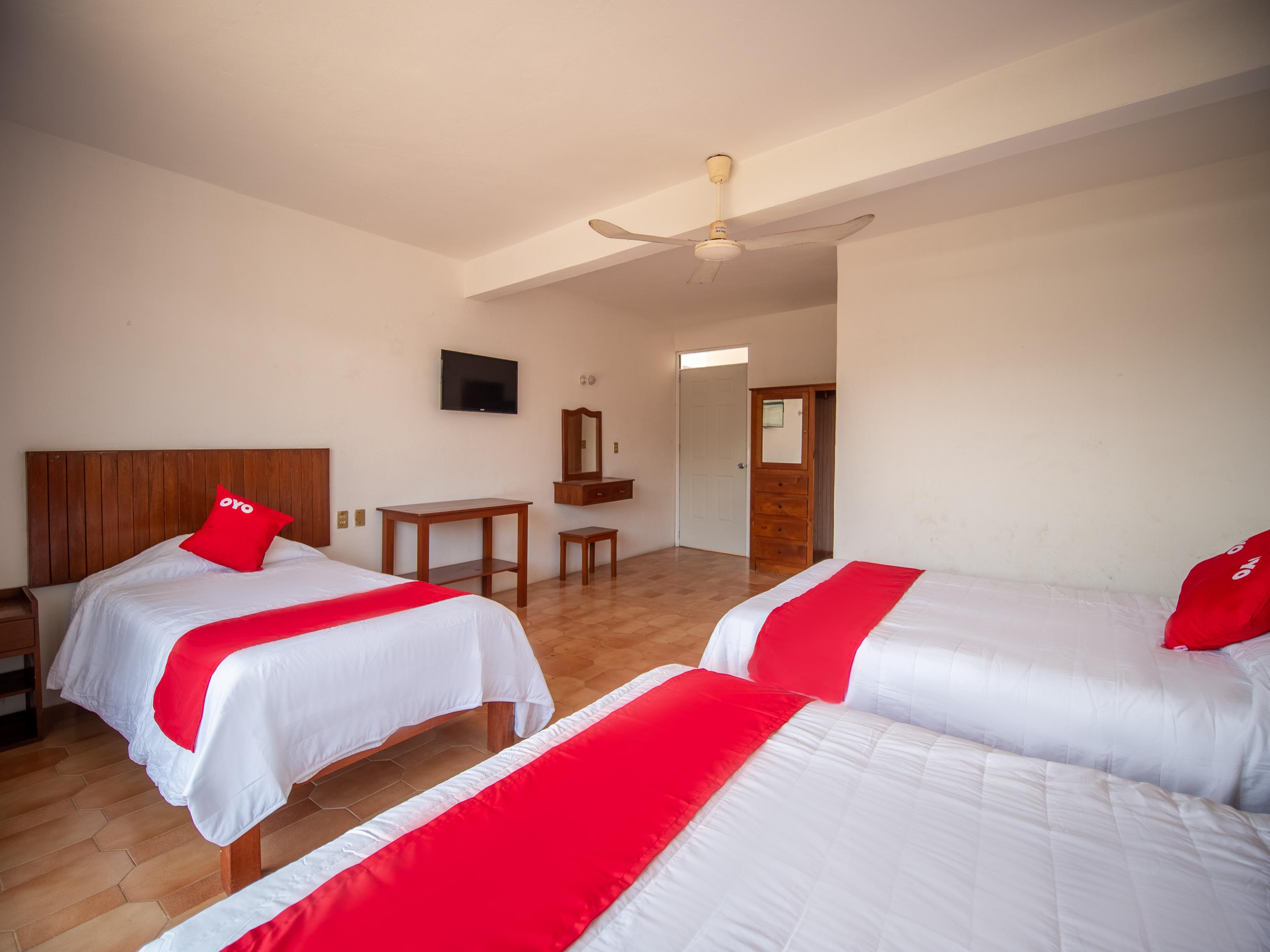 Oyo Hotel Arena Surf, Puerto Escondido Extérieur photo